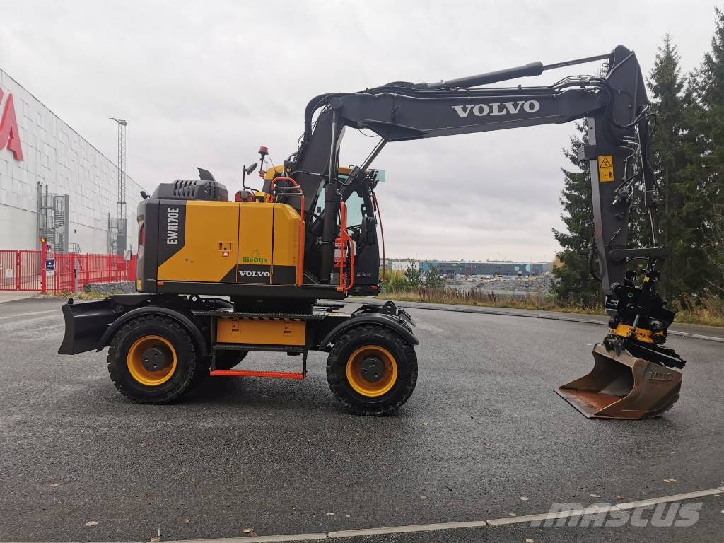 Volvo EWR170E Wheeled excavators