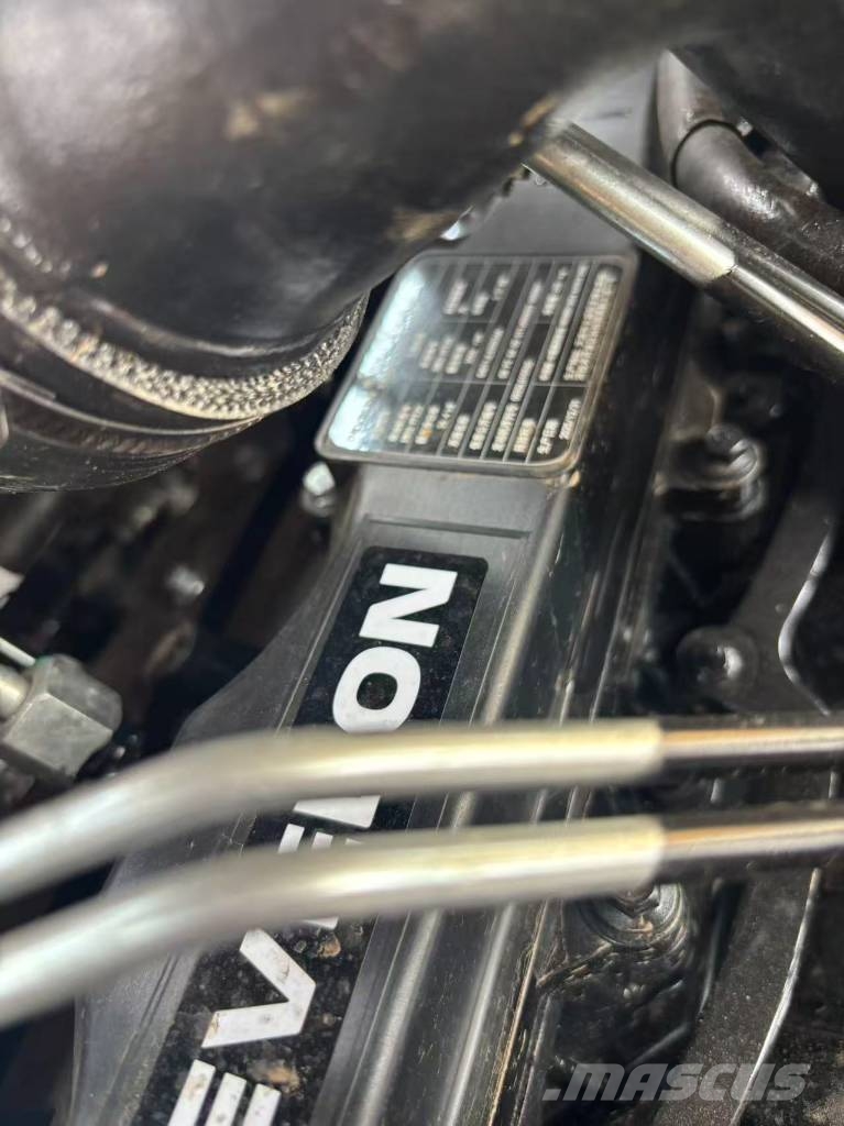 Develon DX 60 D ミニ油圧ショベル 7t以下（ミニユンボ・ミニディガー）