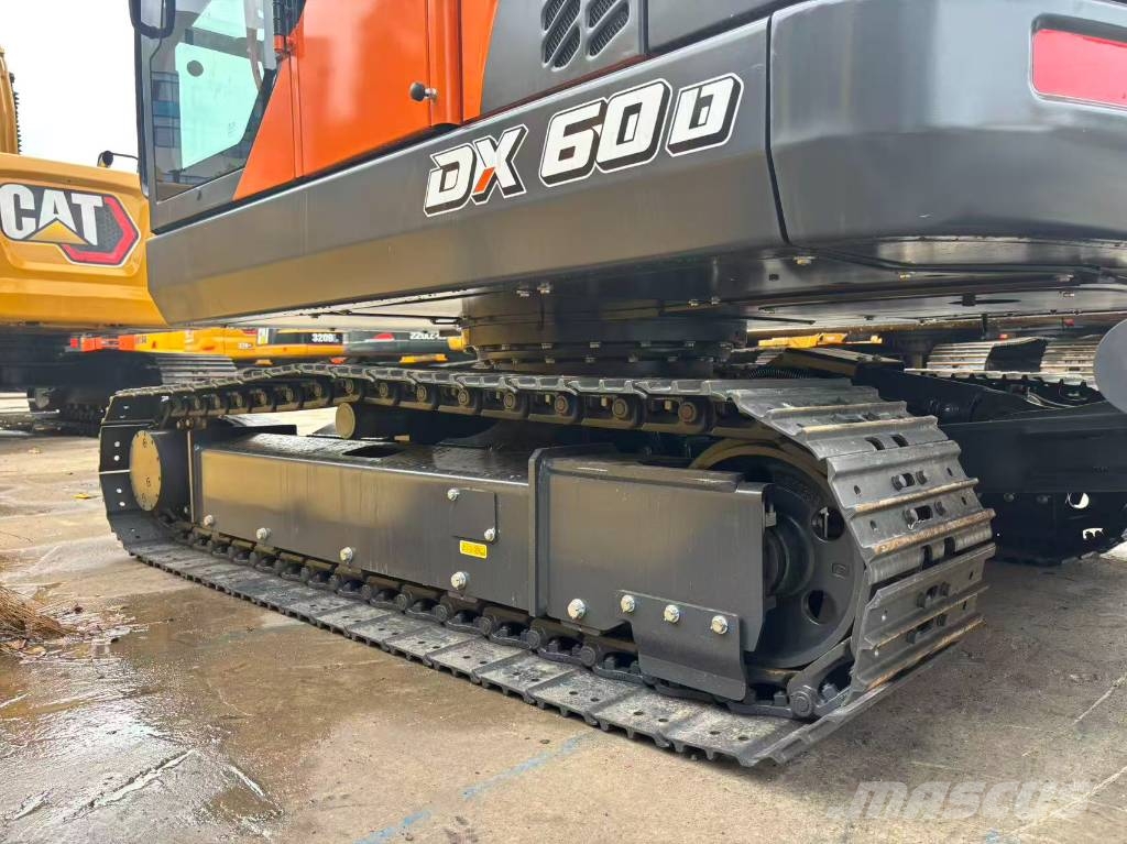 Develon DX 60 D ミニ油圧ショベル 7t以下（ミニユンボ・ミニディガー）
