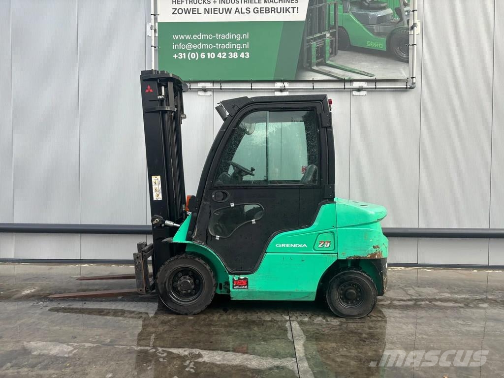 Mitsubishi FD25N Heftruck Diesel Diesel forklifts