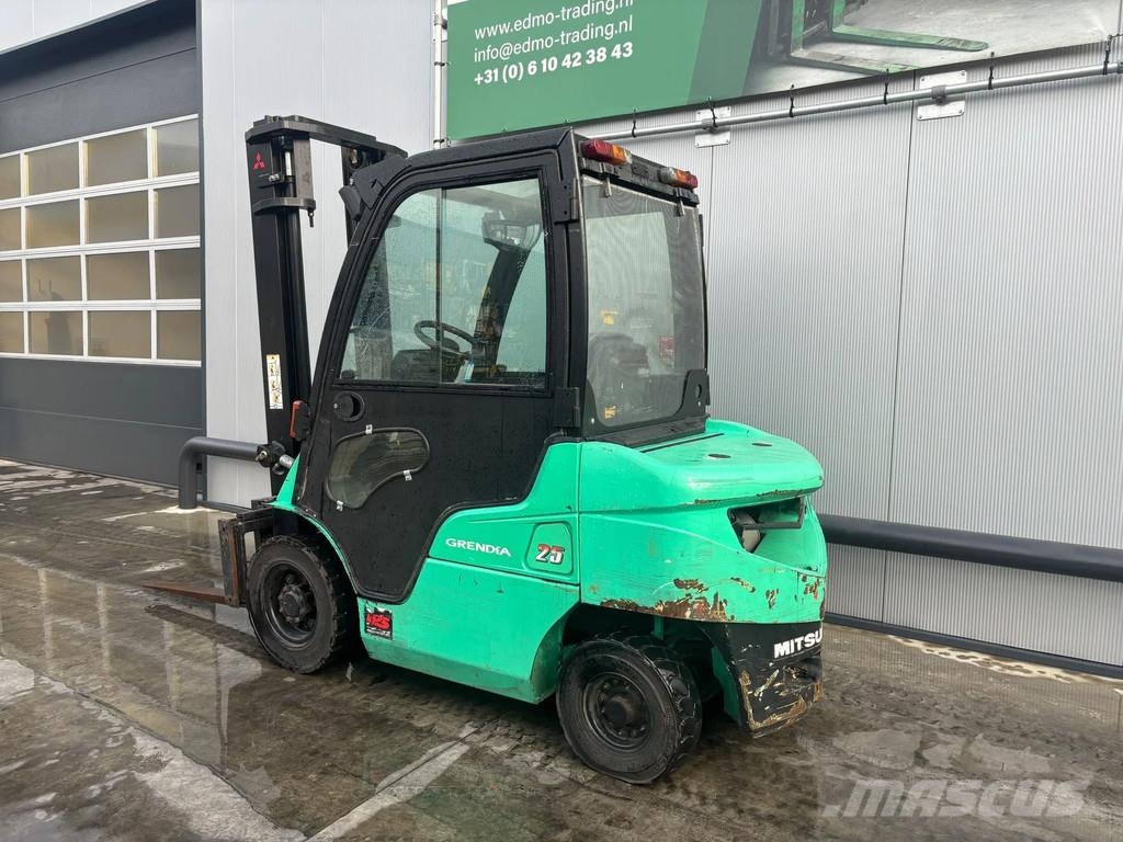 Mitsubishi FD25N Heftruck Diesel Diesel forklifts