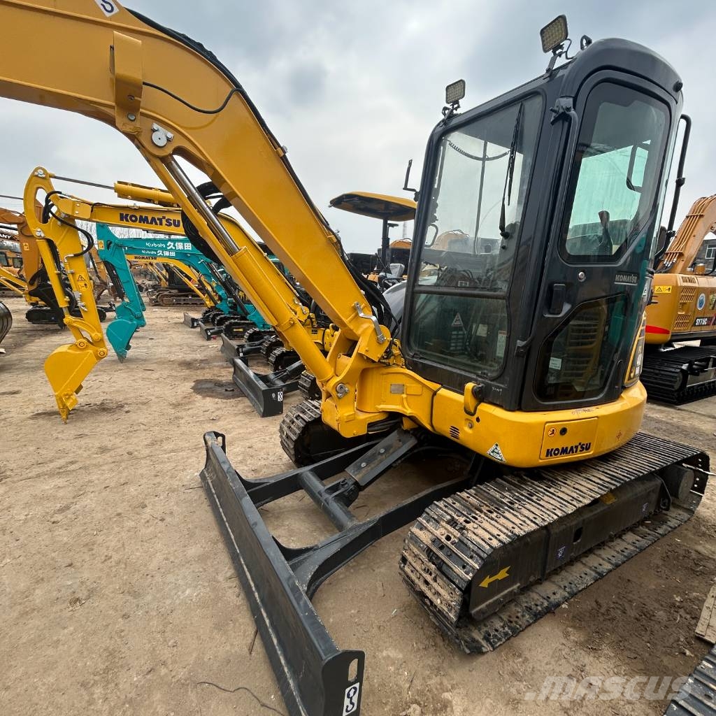 Komatsu PC 40 MR 小型挖掘机