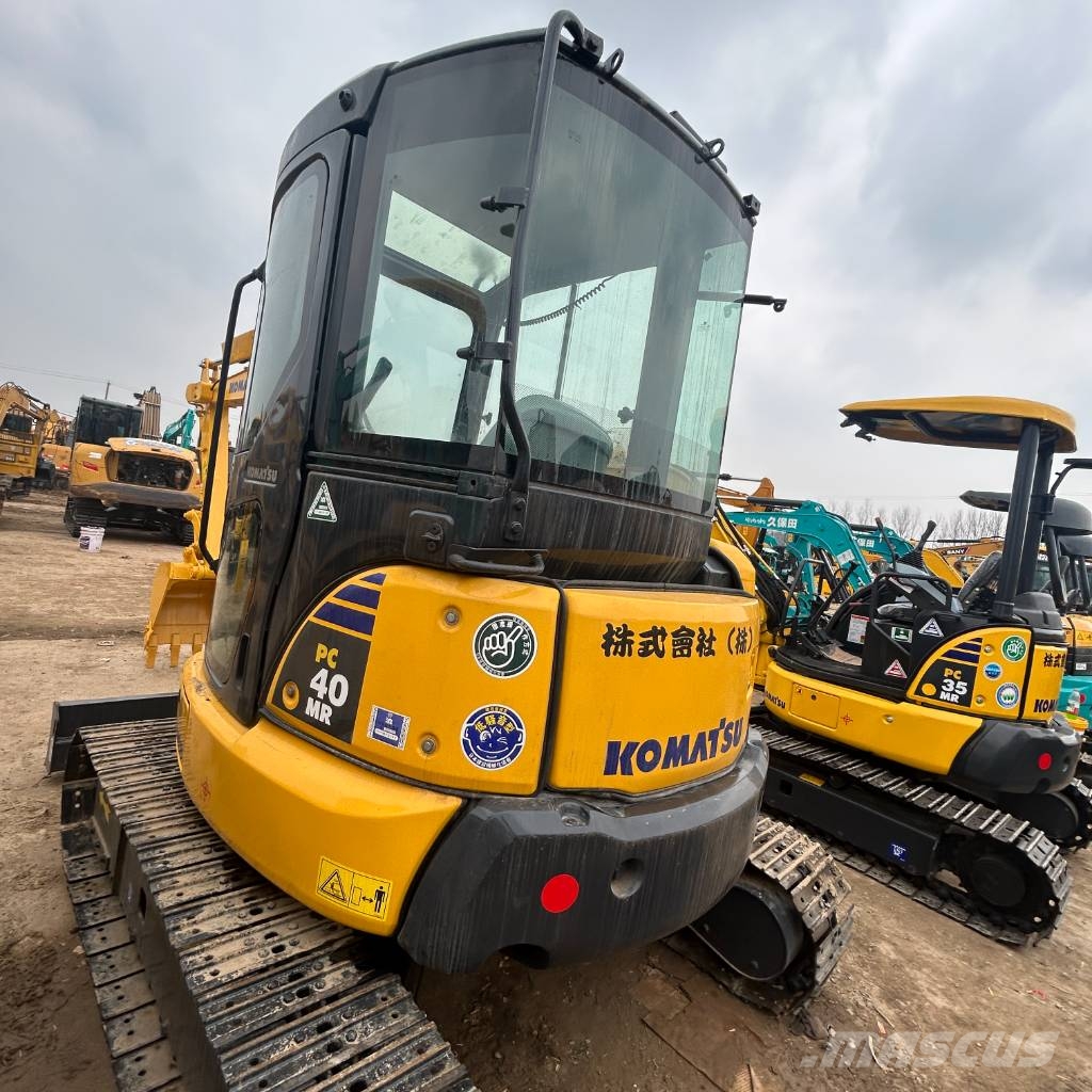 Komatsu PC 40 MR 小型挖掘机