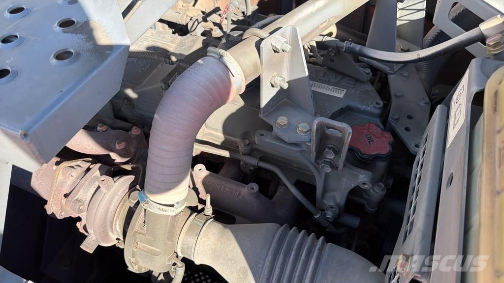 Hitachi ZX250LCH-5A (AIRCO / 6.868 HOURS / BELGIAN MACHINE حفارات زحافة
