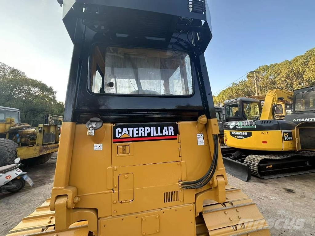 CAT D 5 C 履帶推土機