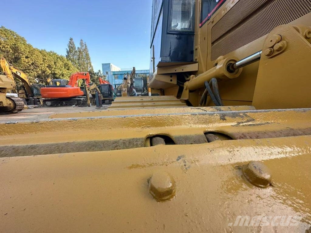 CAT D 5 C 履帶推土機