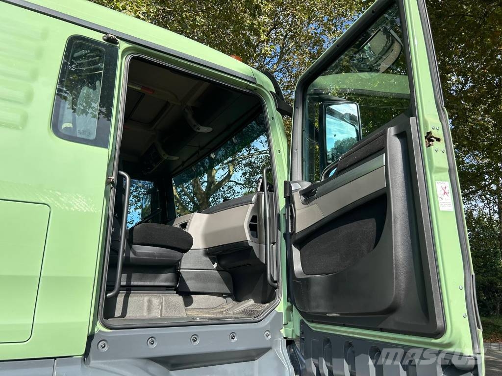 MAN TGX 18.420 4x4 Tractor Units