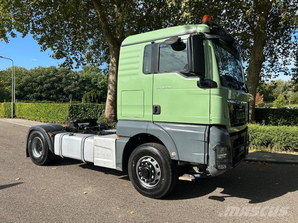 MAN TGX 18.420 4x4 Tractor Units