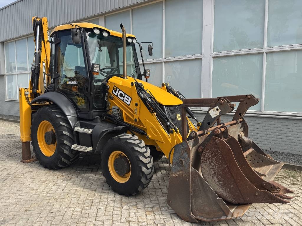 JCB 3 CX 2011 Rýpadlo-nakladače