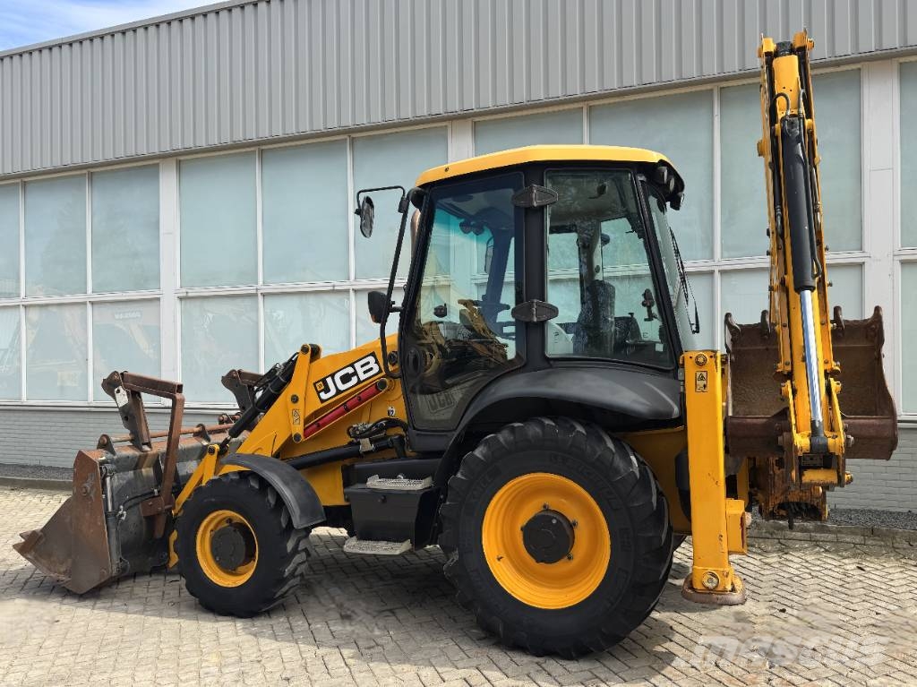 JCB 3 CX 2011 Rýpadlo-nakladače