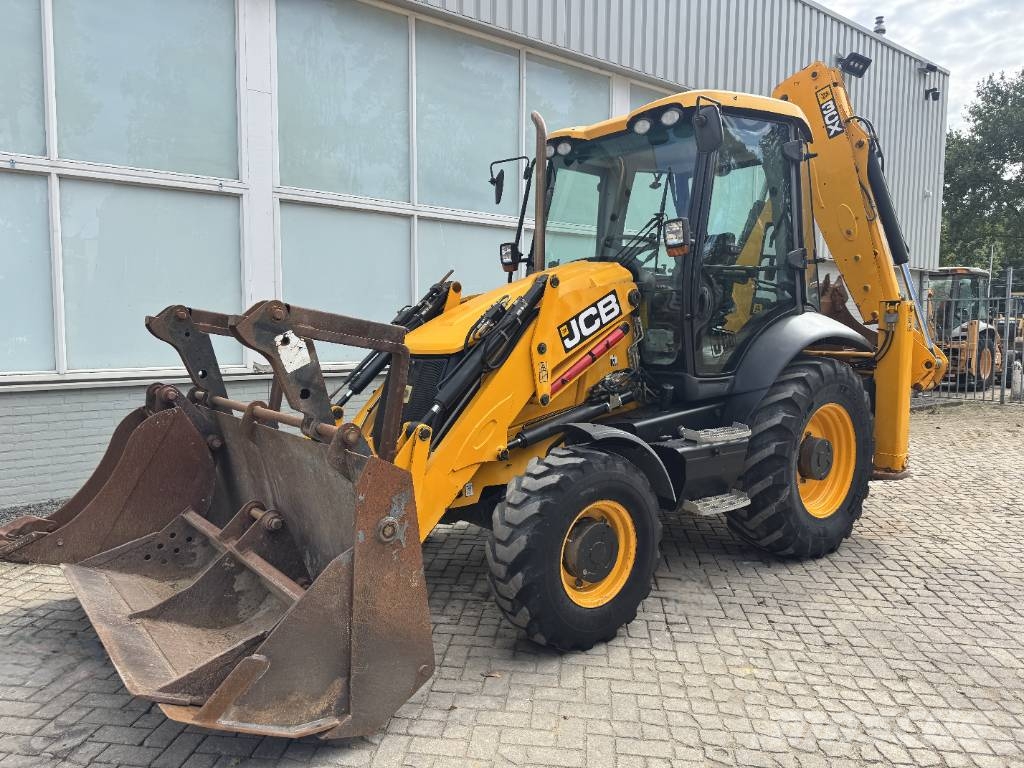 JCB 3 CX 2011 Rýpadlo-nakladače