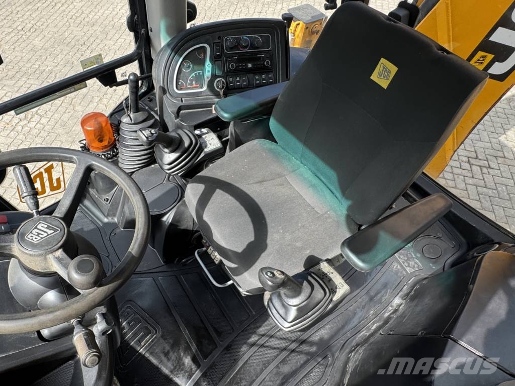 JCB 3 CX 2011 Rýpadlo-nakladače