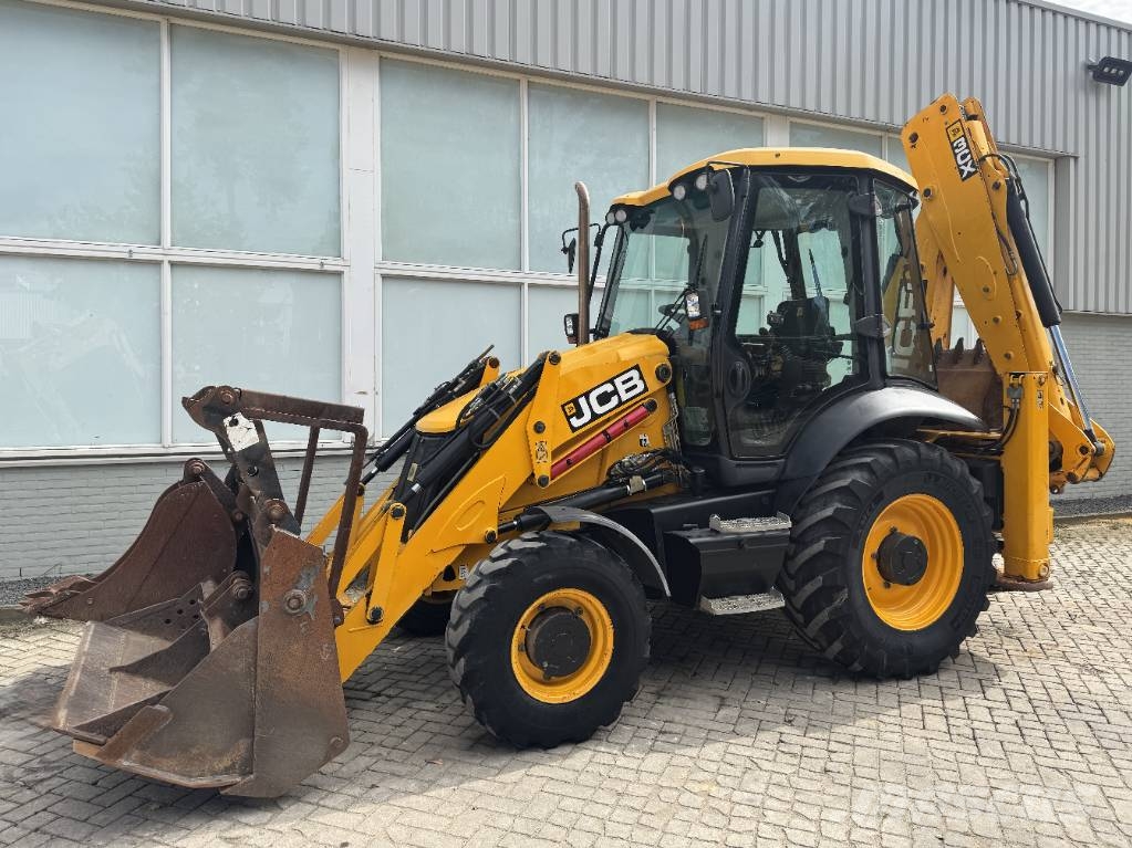 JCB 3 CX 2011 Rýpadlo-nakladače