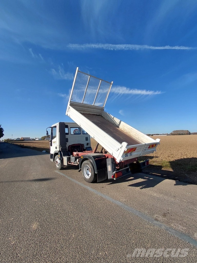 Iveco Eurocargo 130 E65 شاحنات قلابة