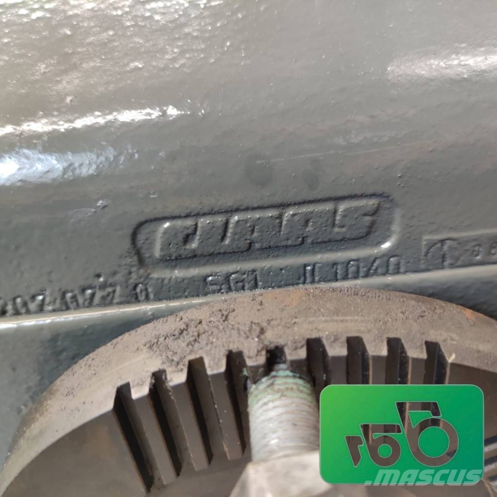 CLAAS Xerion 4200 TRAC VC PTO 07746200 Rockinger RO889B2 Chasís