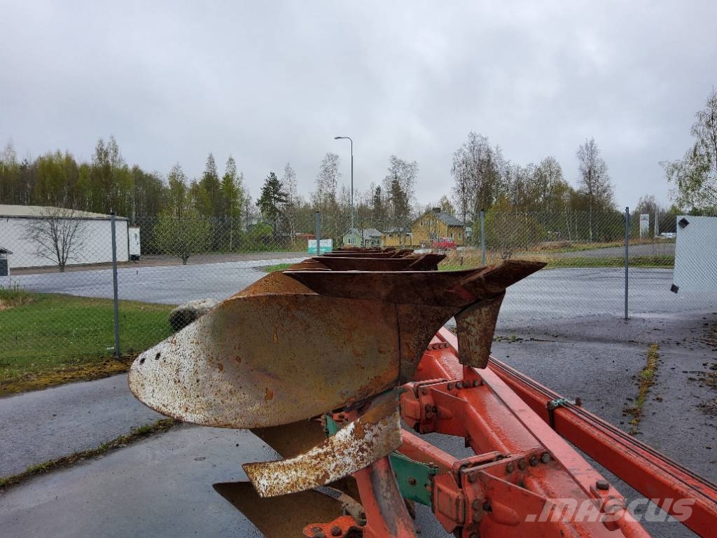Kverneland PC 7-teräinen, tarjoa! Reversible ploughs