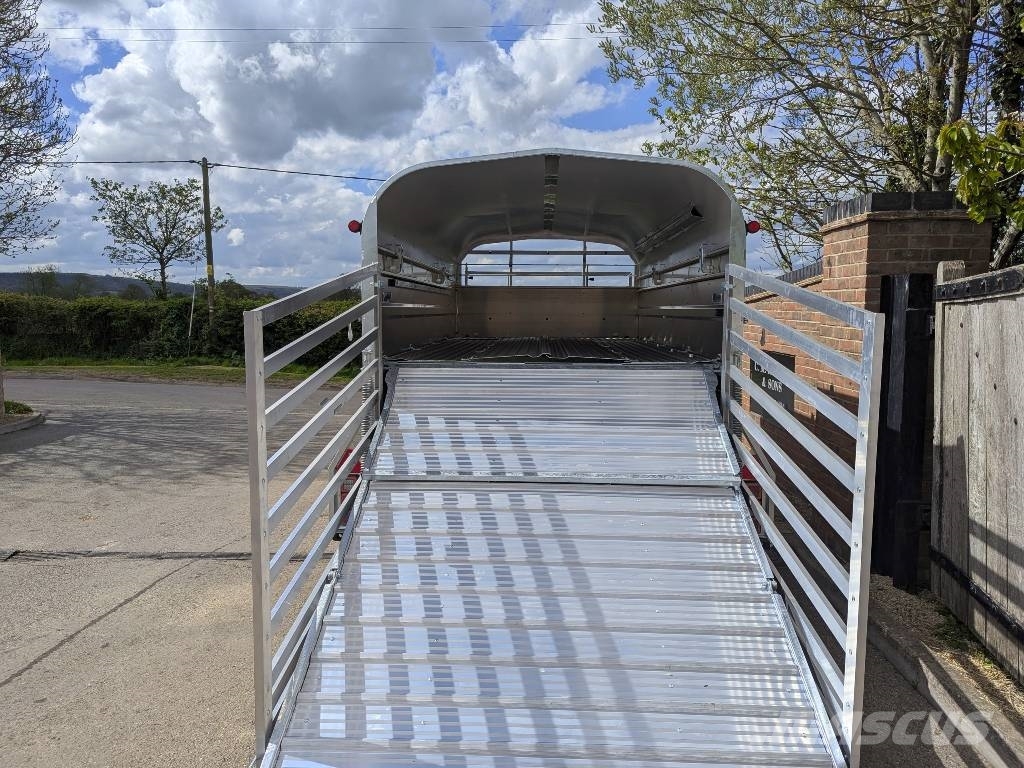Nugent LS3618H Veetransport aanhanger
