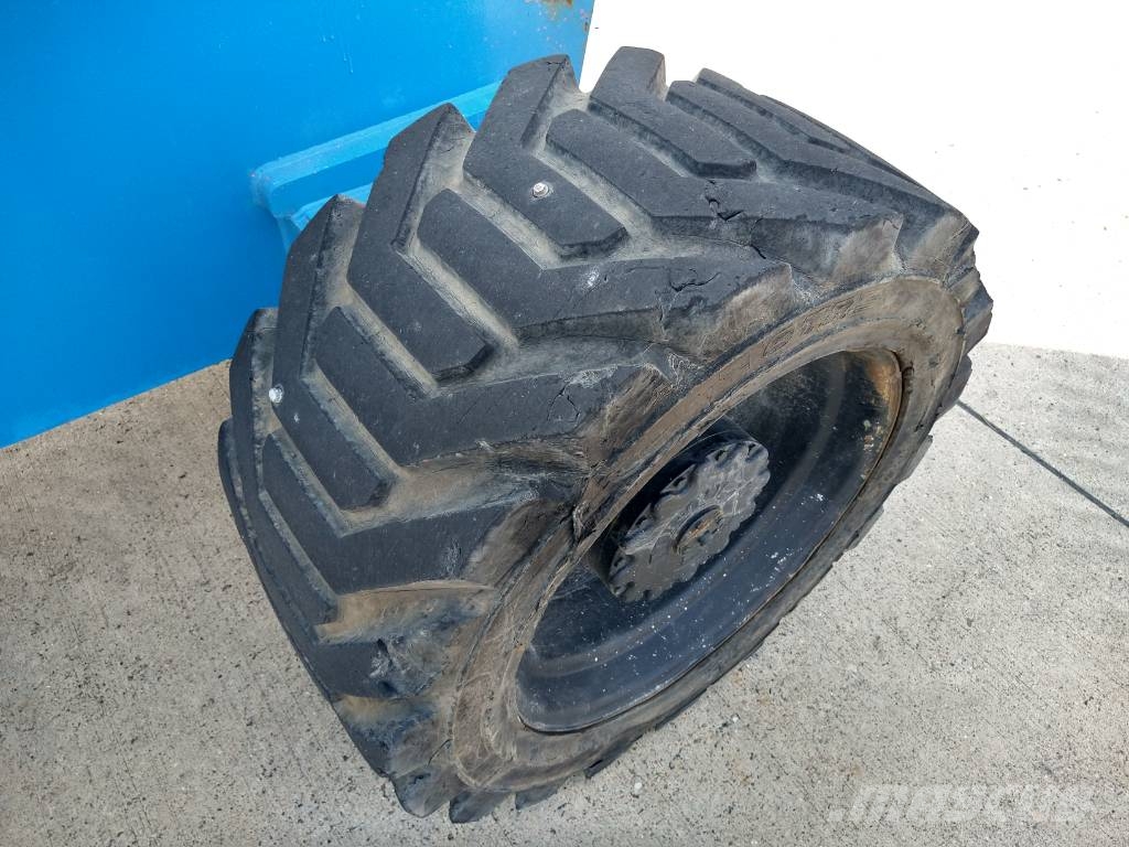 JLG 800 AJ (558) Zglobne dvižne ploščadi