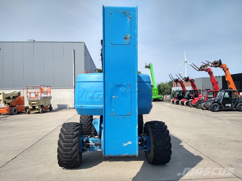 JLG 800 AJ (558) Zglobne dvižne ploščadi