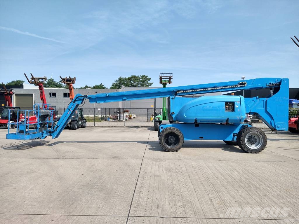JLG 800 AJ (558) Zglobne dvižne ploščadi
