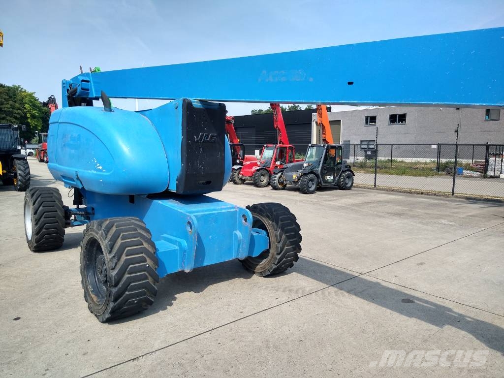 JLG 800 AJ (558) Zglobne dvižne ploščadi