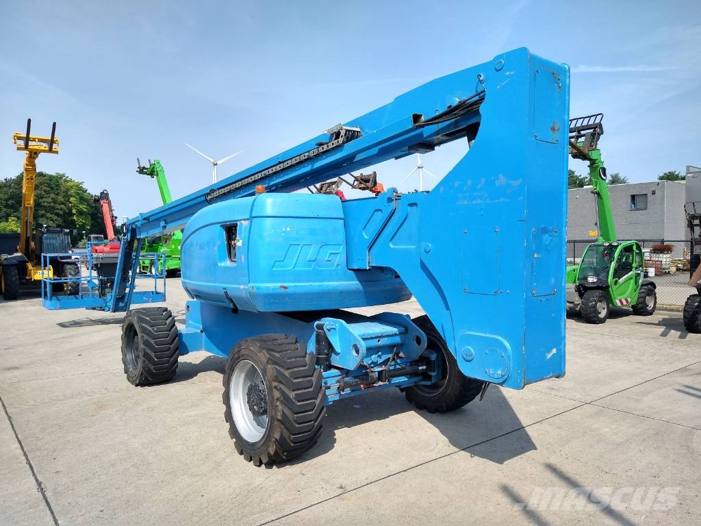 JLG 800 AJ (558) Zglobne dvižne ploščadi