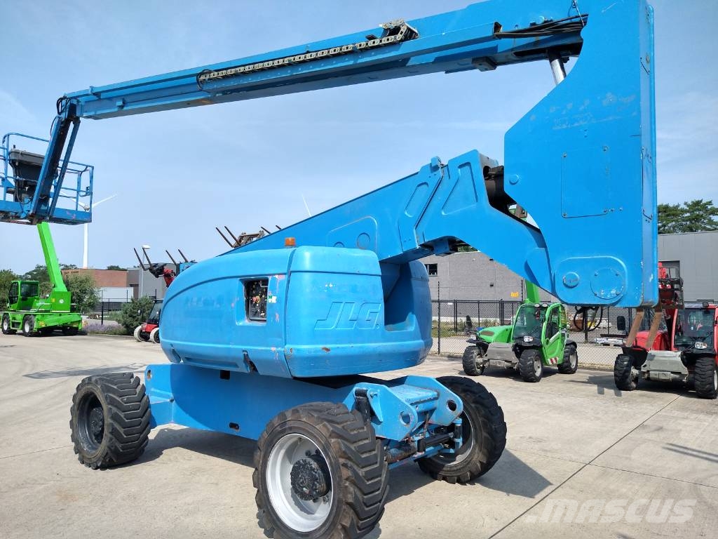 JLG 800 AJ (558) Zglobne dvižne ploščadi