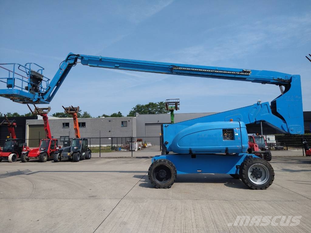 JLG 800 AJ (558) Zglobne dvižne ploščadi