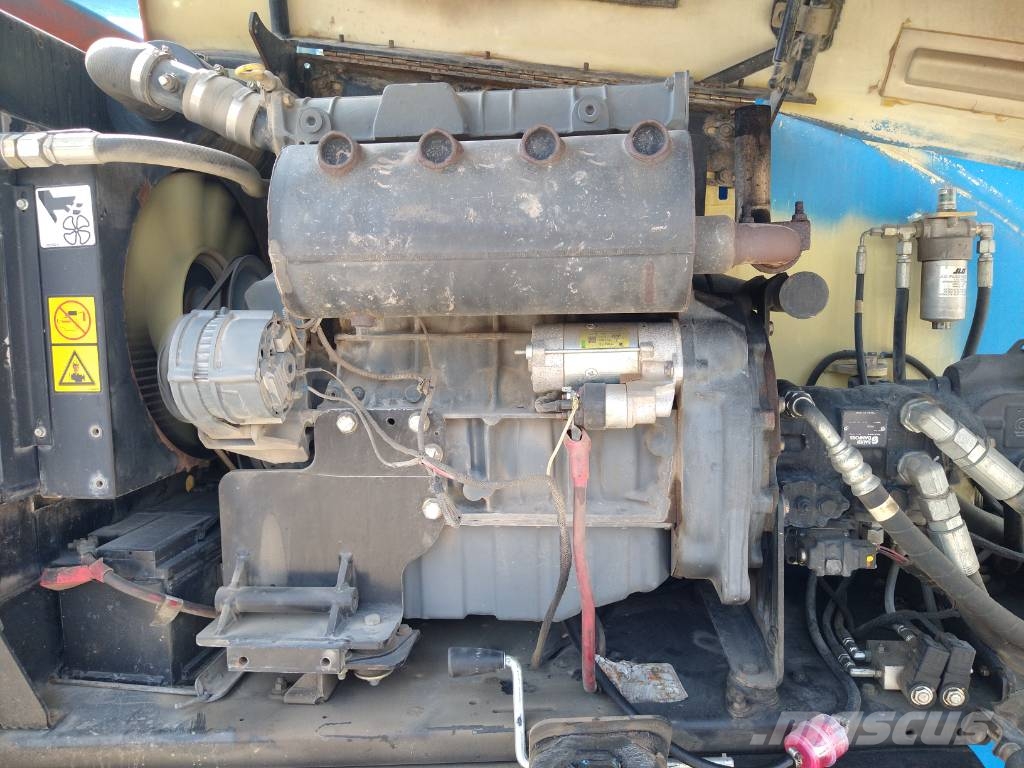 JLG 800 AJ (558) Zglobne dvižne ploščadi