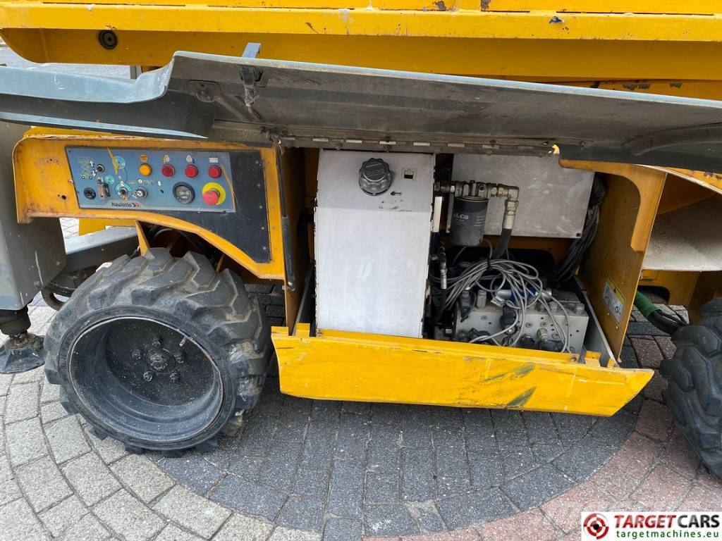 Haulotte Compact 10DX Diesel 4x4 Scissor Work Lift 1015cm Schaarhoogwerkers