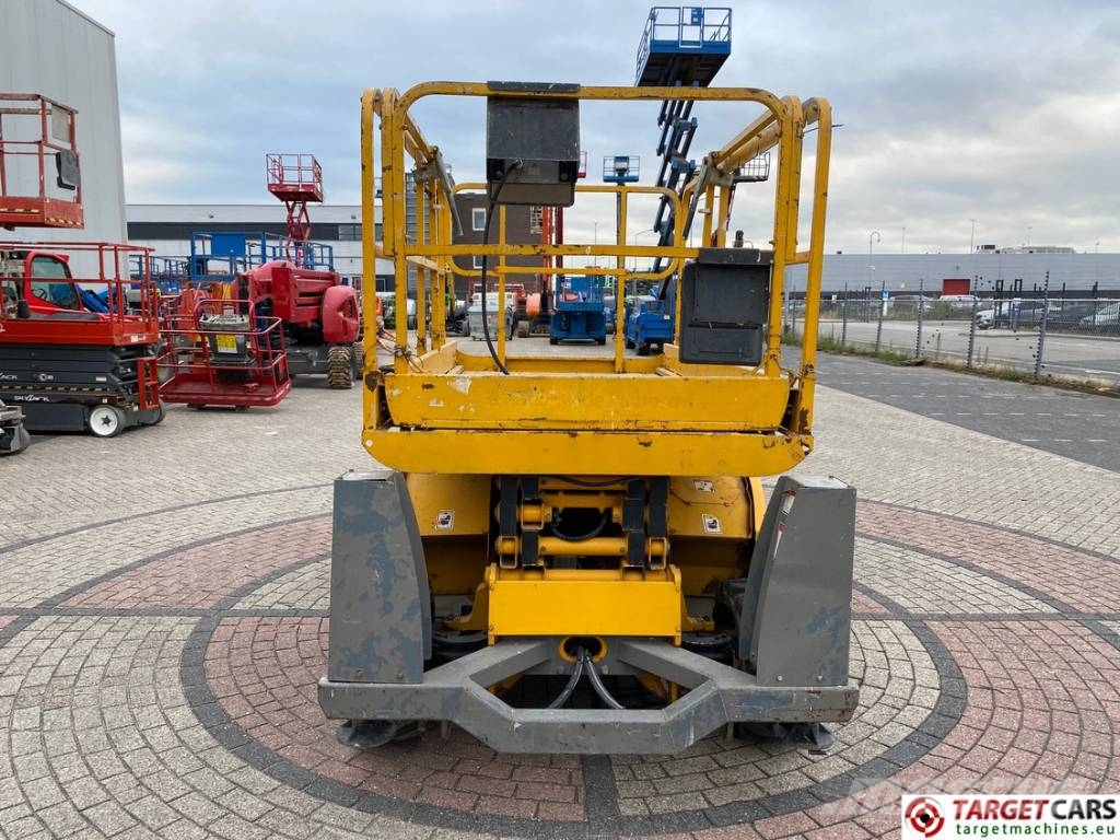 Haulotte Compact 10DX Diesel 4x4 Scissor Work Lift 1015cm Schaarhoogwerkers