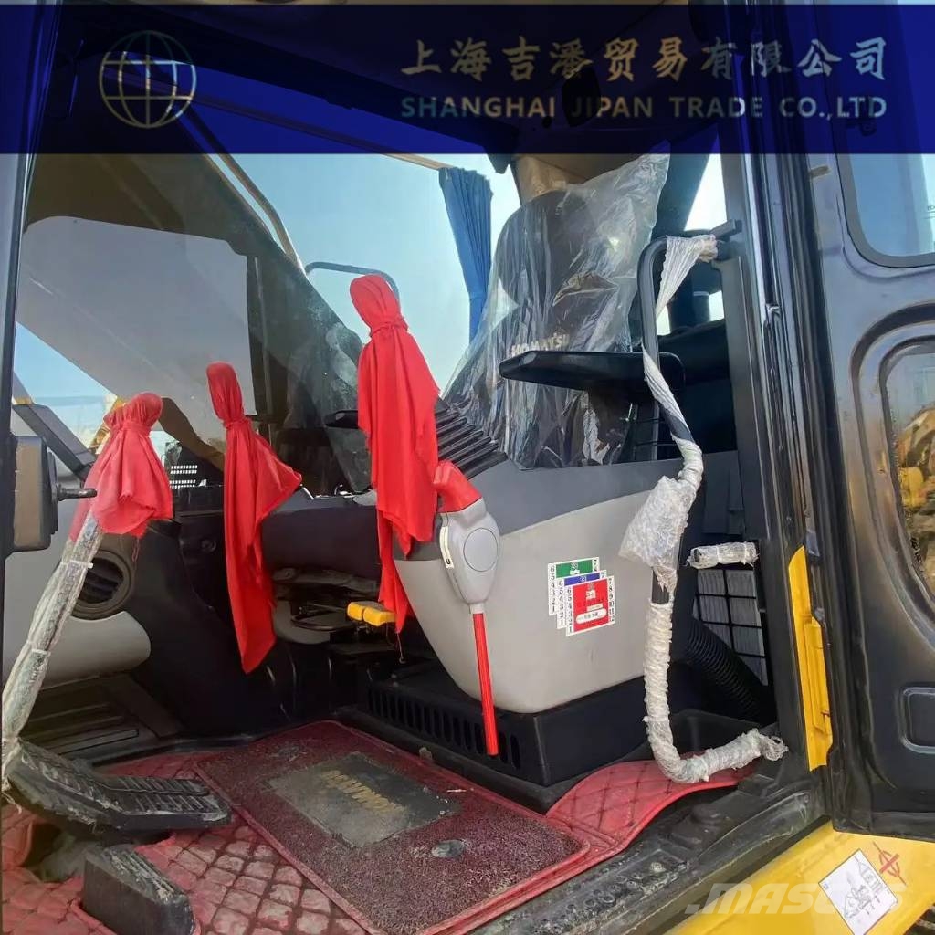 Komatsu PC 210 حفارات زحافة