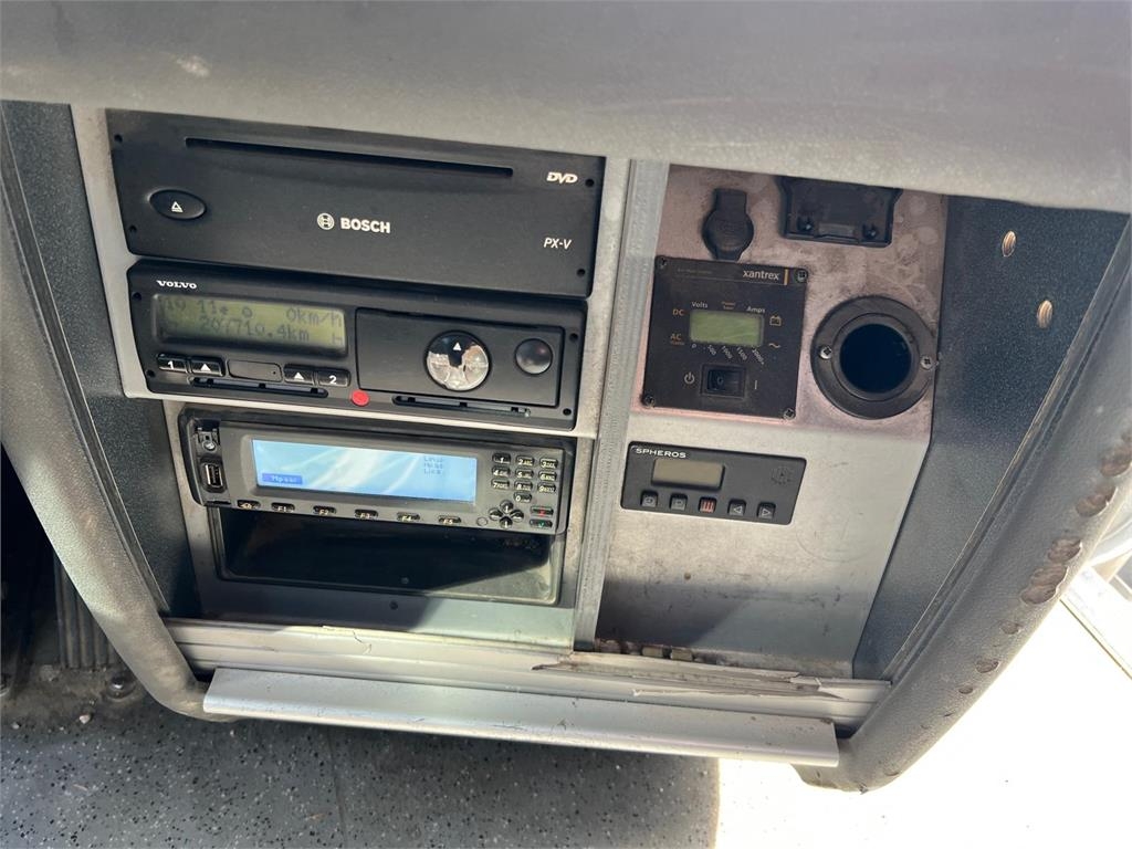 Volvo 9700 المركبة