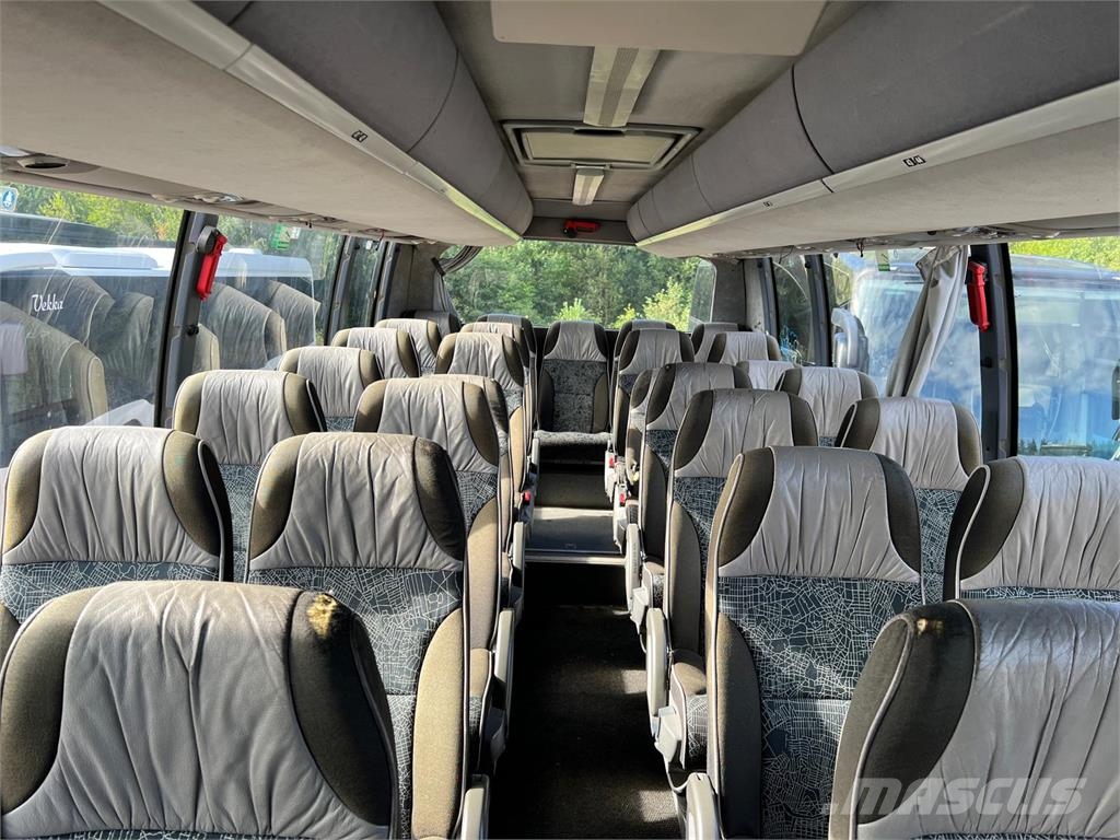Volvo 9700 المركبة