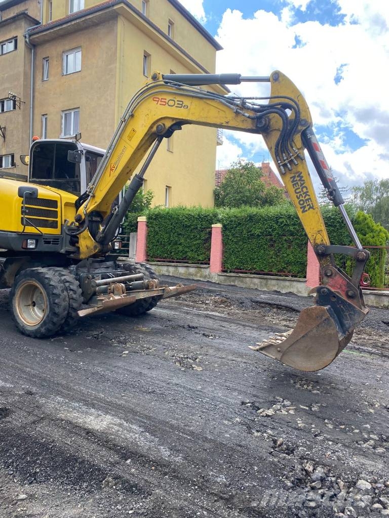 Wacker Neuson 9503 Excavadoras de ruedas