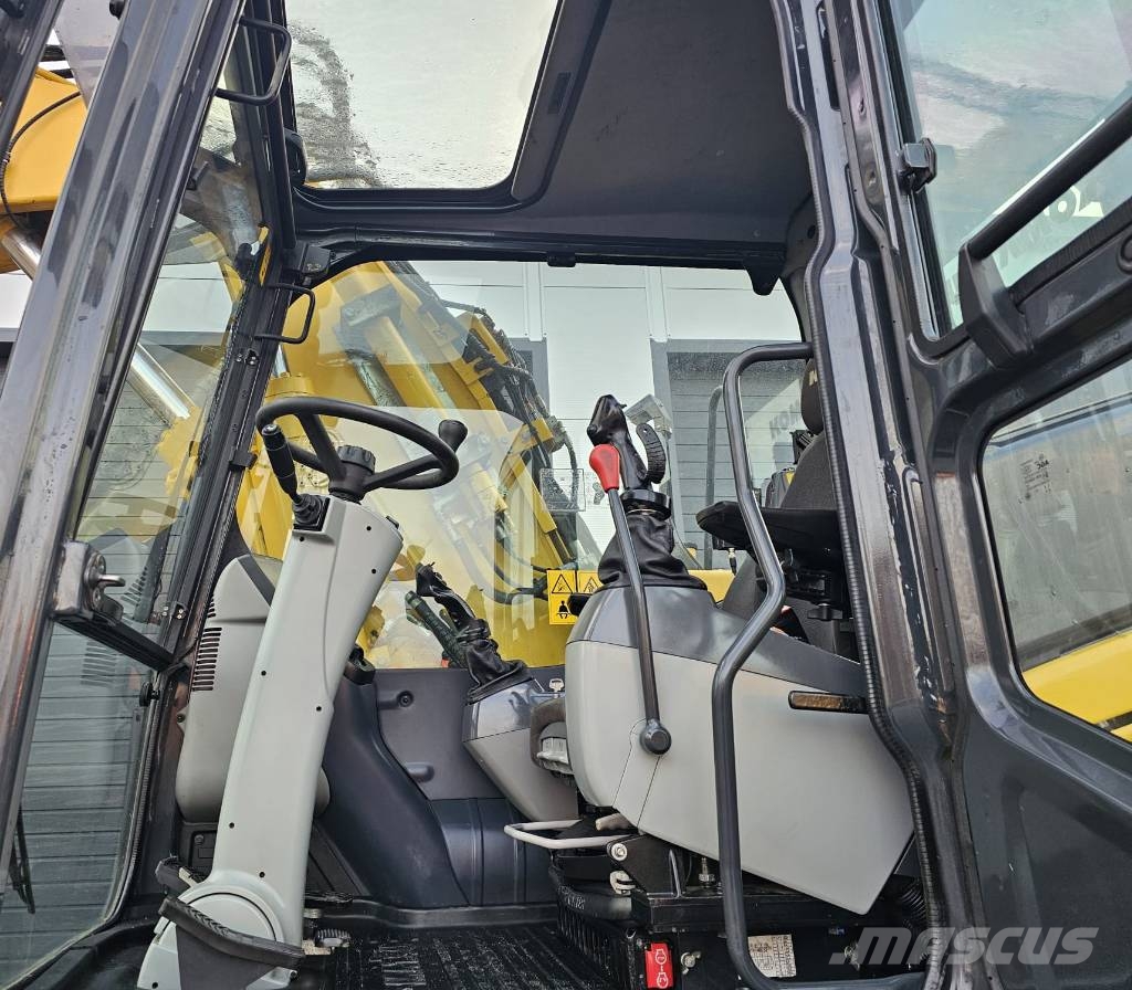 Komatsu PW 160-11 حفارات بعجل