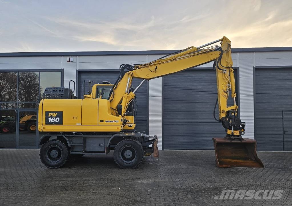 Komatsu PW 160-11 حفارات بعجل