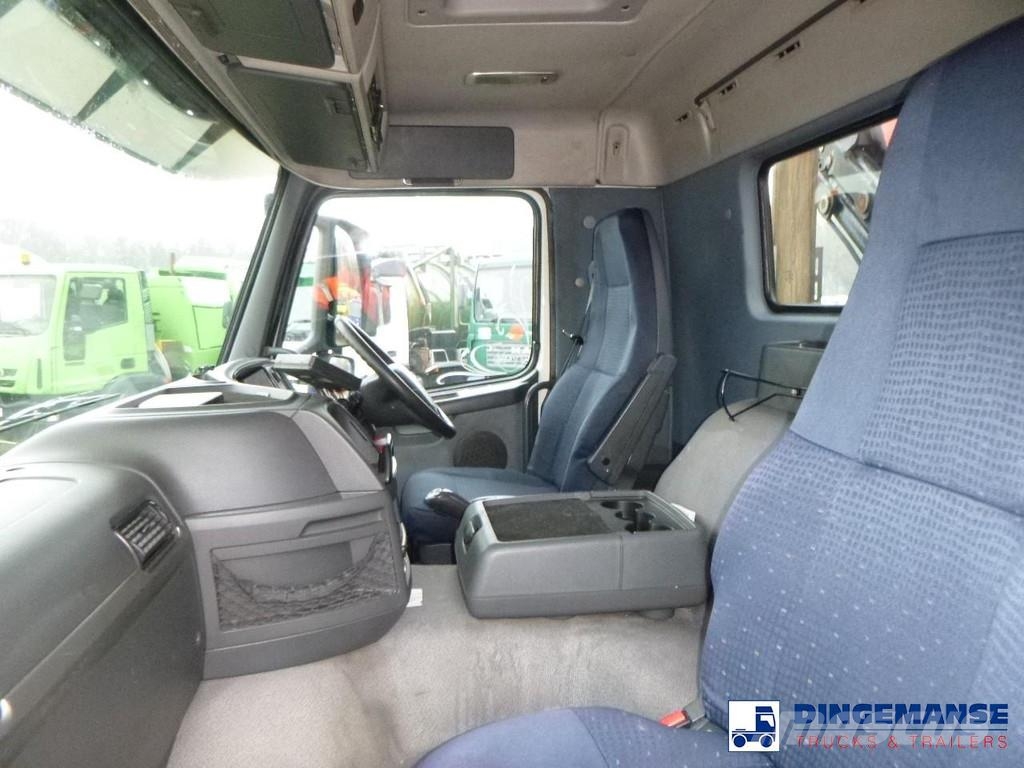 Volvo FM 400 8x2 RHD platform Camiones de cama baja