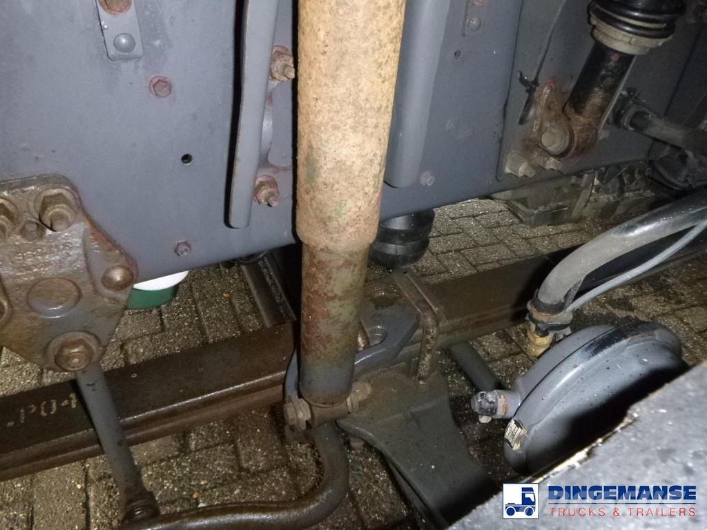 Volvo FM 400 8x2 RHD platform Camiones de cama baja