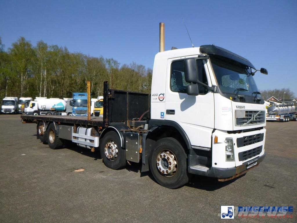 Volvo FM 400 8x2 RHD platform Camiones de cama baja