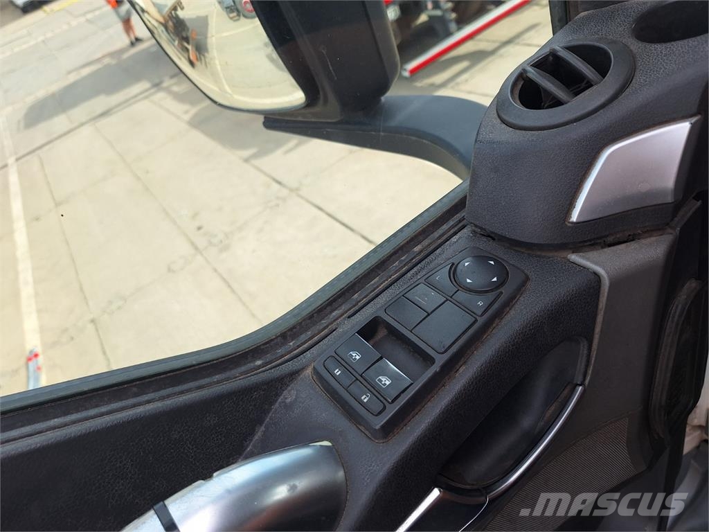 MAN TGS 28.360 6X2-4 BL Шасі з кабіною