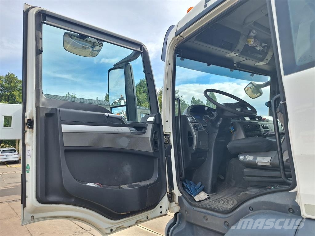 MAN TGS 28.360 6X2-4 BL Шасі з кабіною