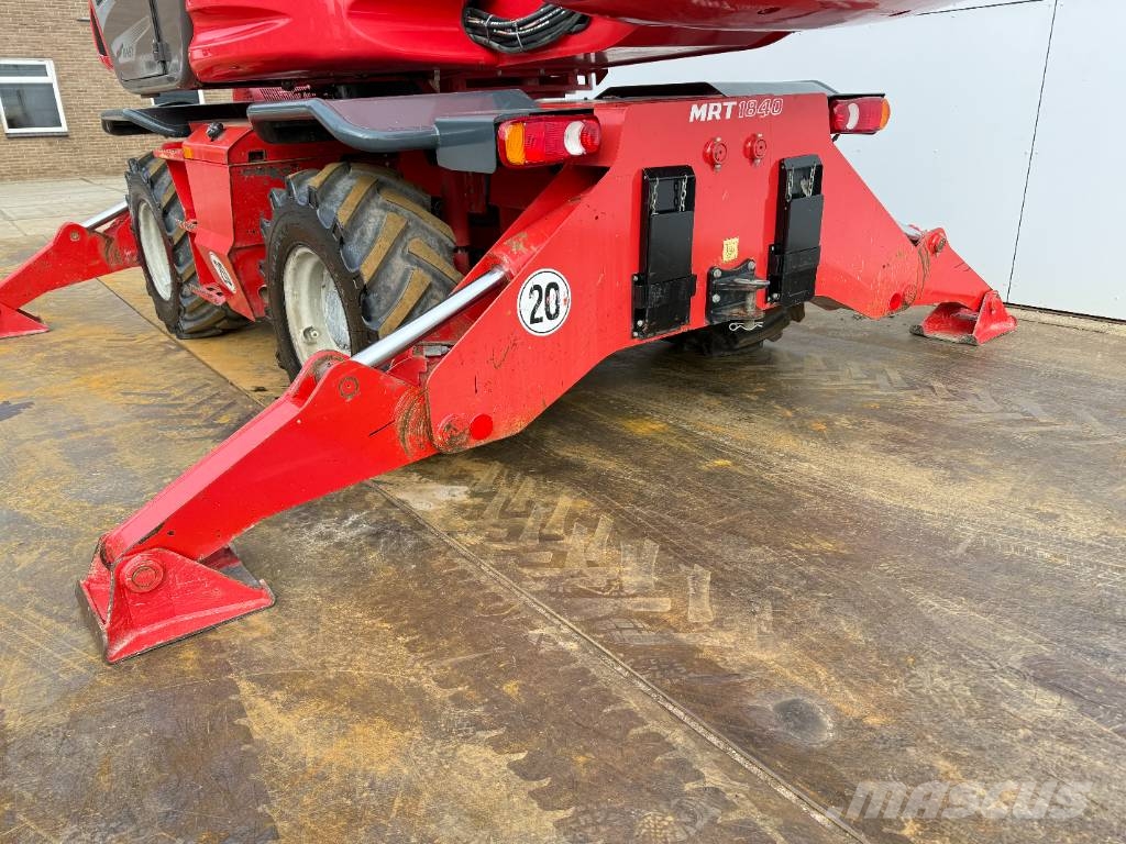 Manitou MRT1840 - Remote Control / 4 Wheel Steering Телескопични товарачи