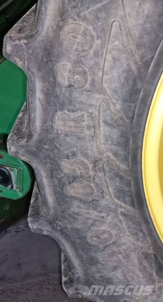 John Deere T670 حصادات