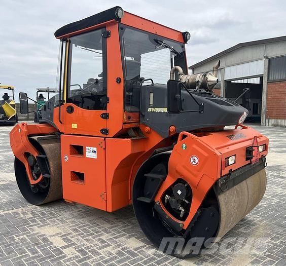Bomag BW 174 AP-AM Porinių būgnų volai