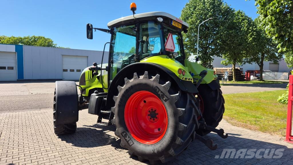 CLAAS Arion 620 CIS Cebis with Frontlift and PTO Tractores