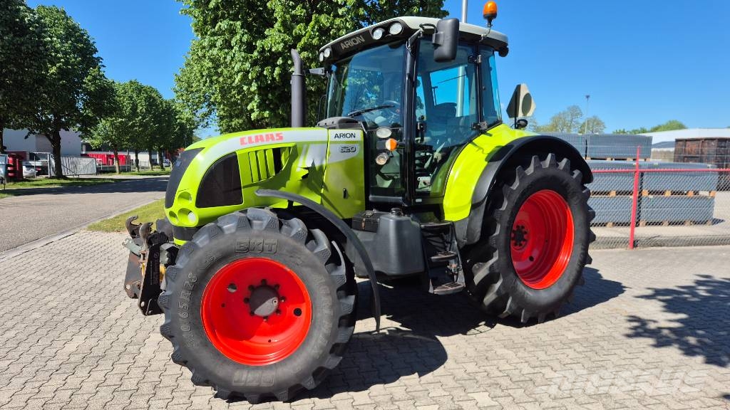 CLAAS Arion 620 CIS Cebis with Frontlift and PTO Tractores