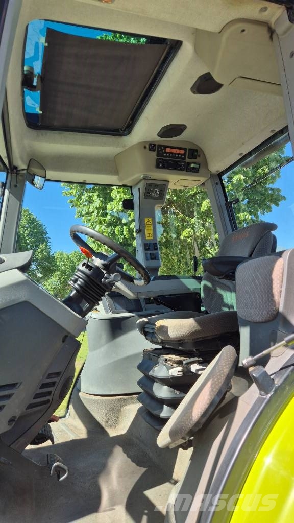 CLAAS Arion 620 CIS Cebis with Frontlift and PTO Tractores