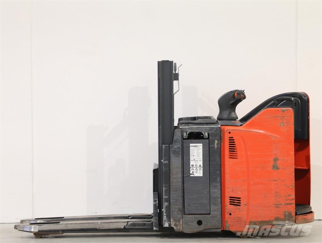 Linde D12SP/133-01 Montacargas manual
