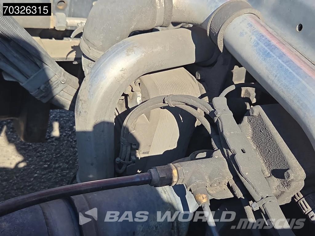 MAN TGX 18.460 4X2 XLX Mega Retarder 2x Tanks TUV Vlačilci